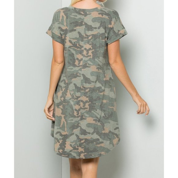 NWT- Women's V-neck With Pockets Dress, Green Camo - Picture 2 of 5